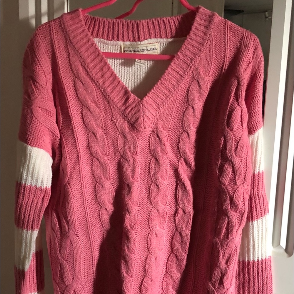 NWOT Cable Knit Girls' V-neck pullover  Sweater, size M